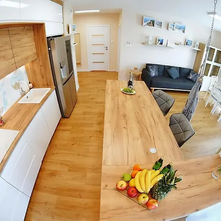 Apartment Apartament Premium Mikiniki *