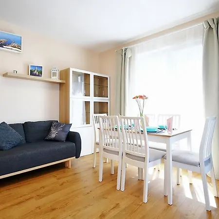 Apartament Premium Mikiniki Apartment